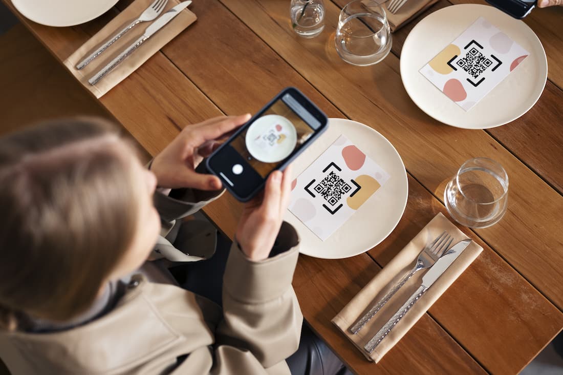 How to Scan a Menu at a Restaurant with Your Phone